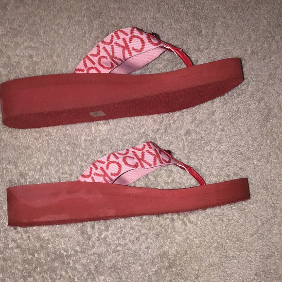 Calvin Klein Platform flip flops sandals - Picture 3 of 6